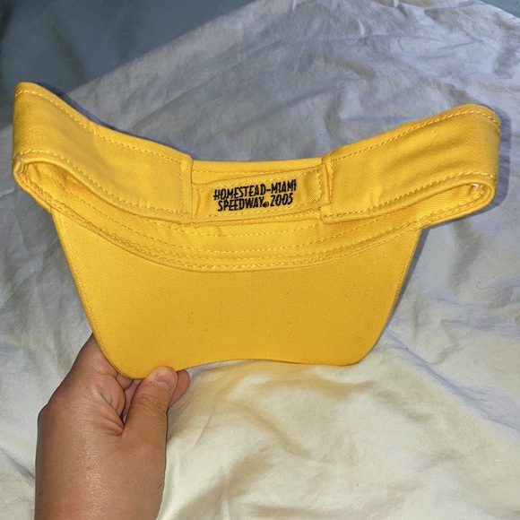 Nextel Cup 2005 Visor Hat Cap Strap Back Mens NASCAR Racing Yellow ISC - Picture 2 of 6